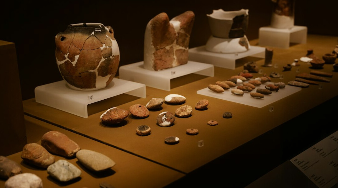 historical commercial artifacts